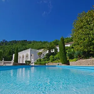Chambre Magnifique Immense Terrasse Privative Spa Privé Aucun Vis à Vis Maison d'hôtes Fréjus